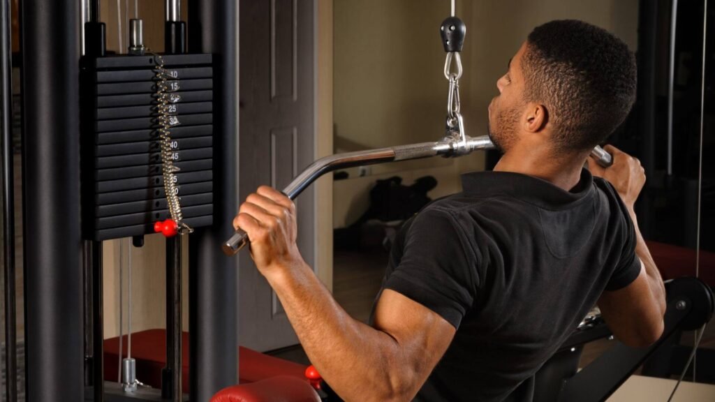 lateral pull downs does strength training burn calories